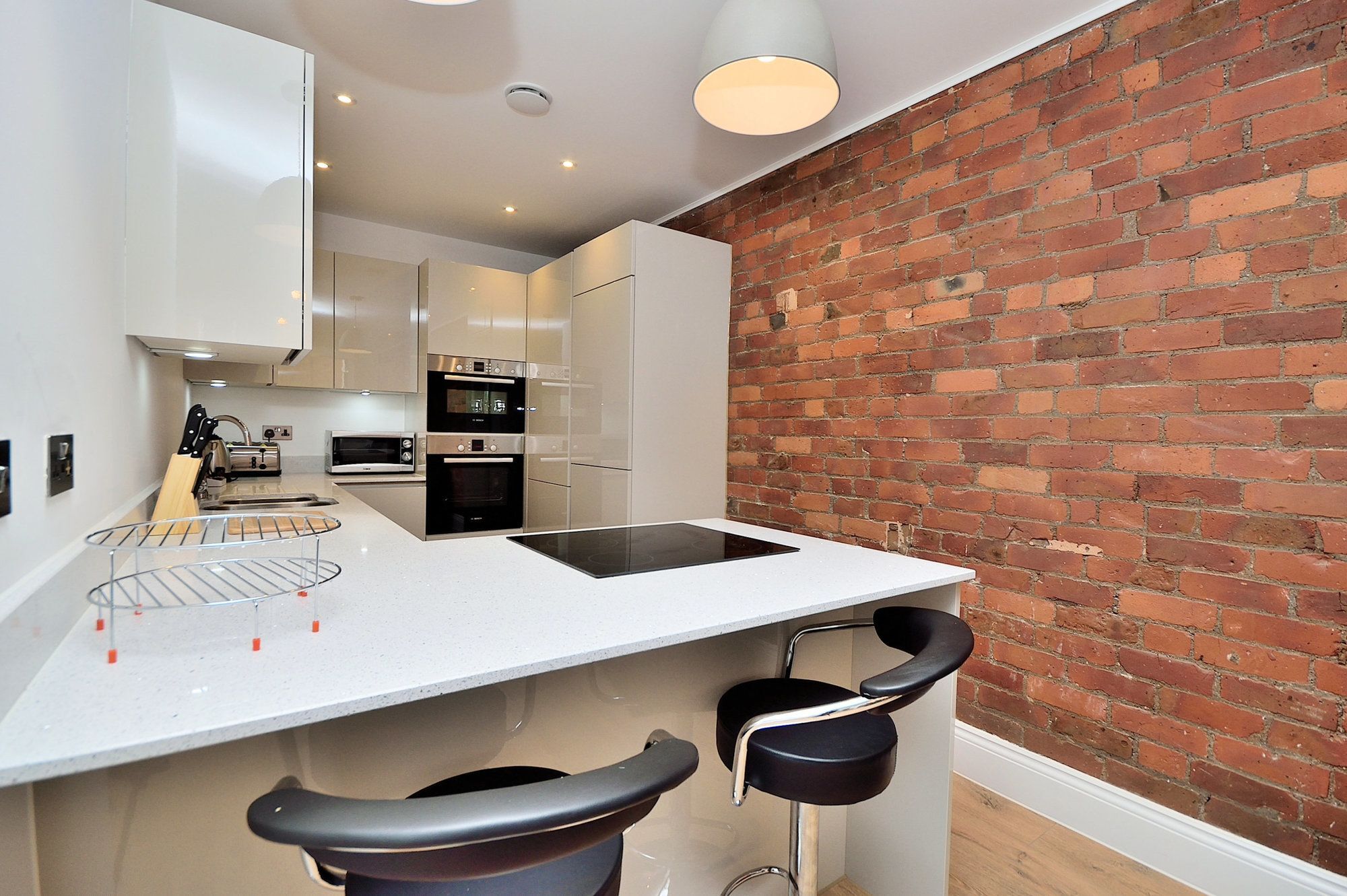 Canal Street Apartments Манчестър Екстериор снимка